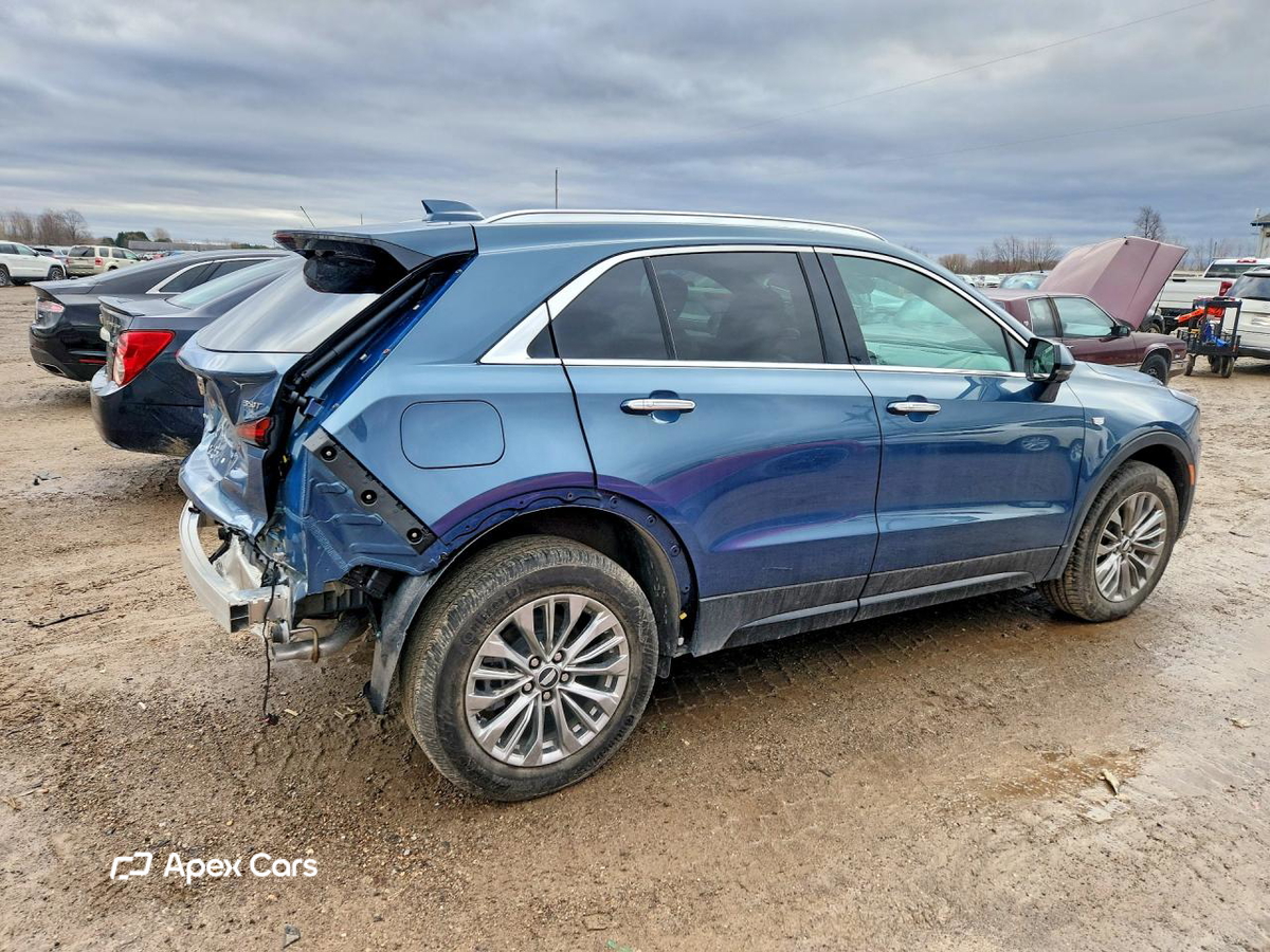 Cadillac XT4 2025