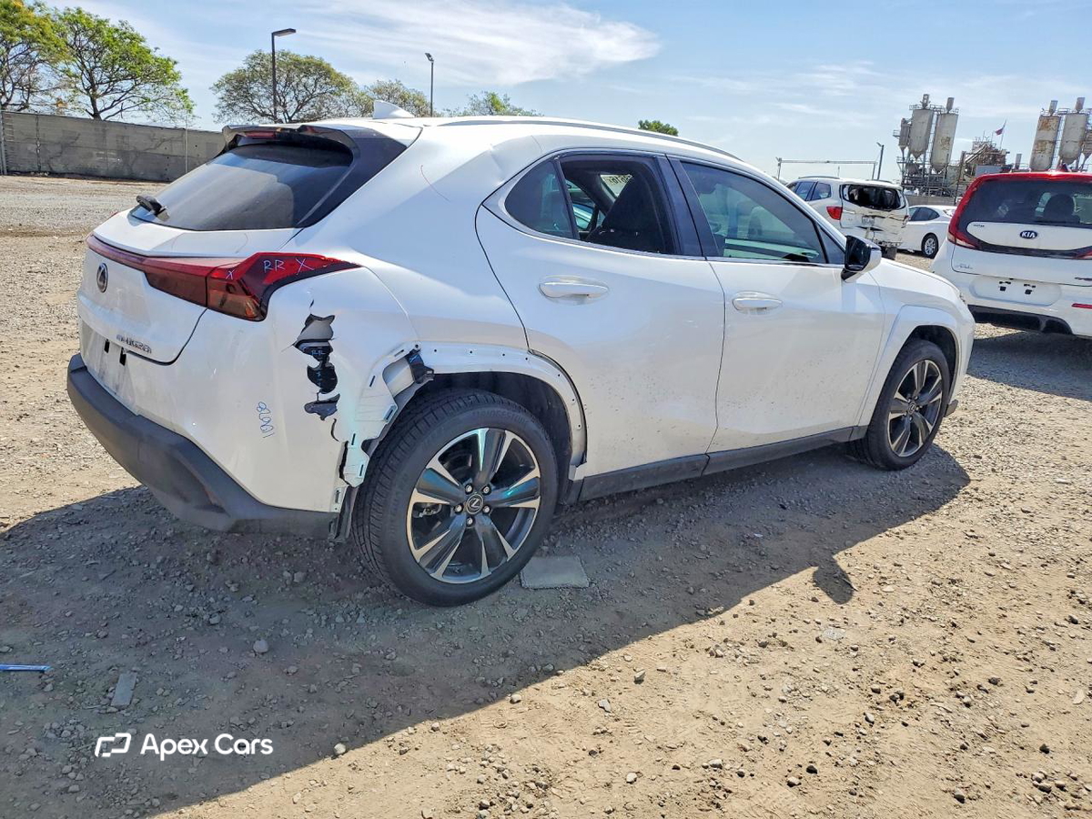 Lexus UX 2023