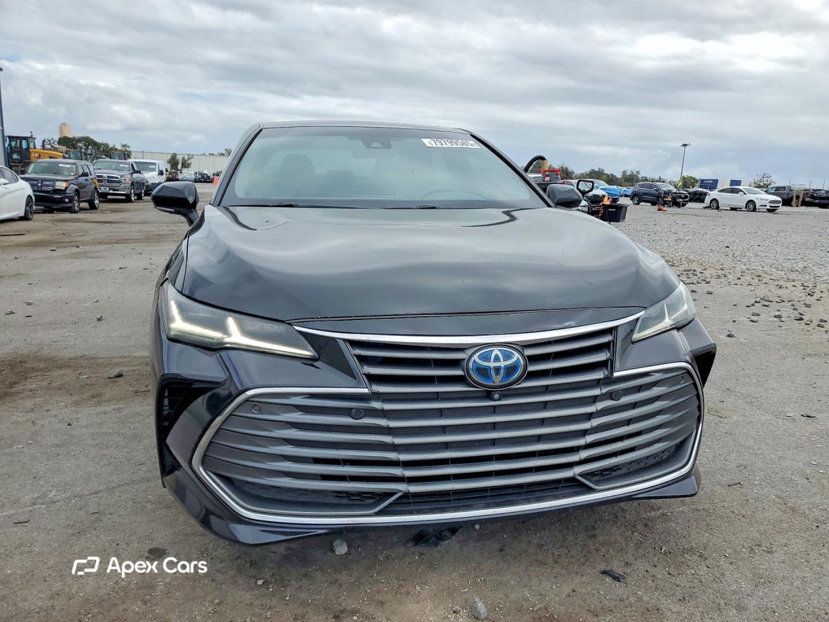 Toyota Avalon 2020