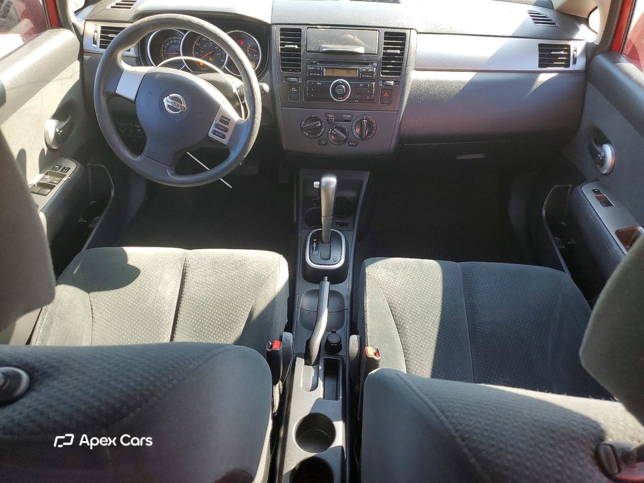 Nissan Versa 2011