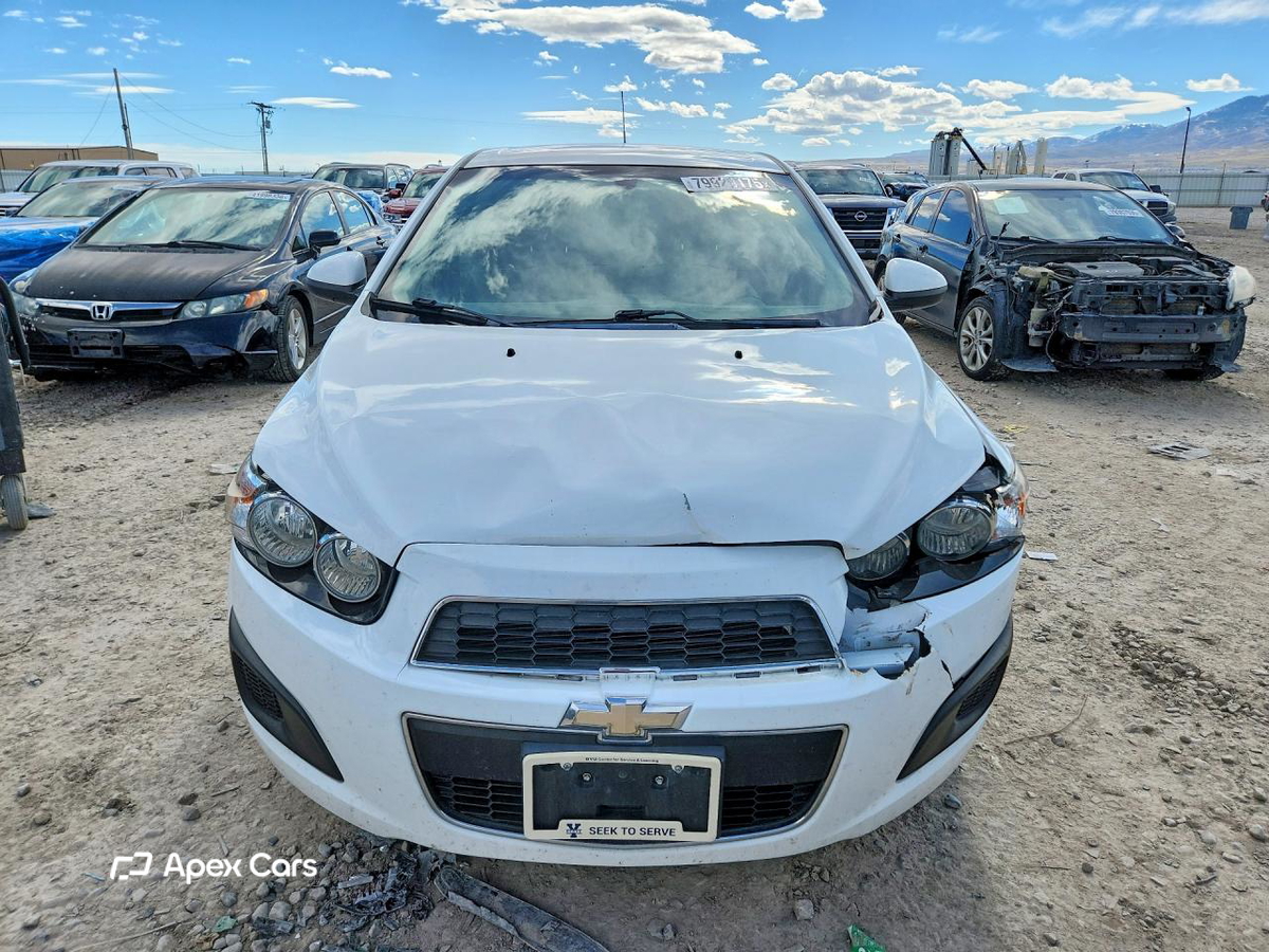Chevrolet Sonic 2016
