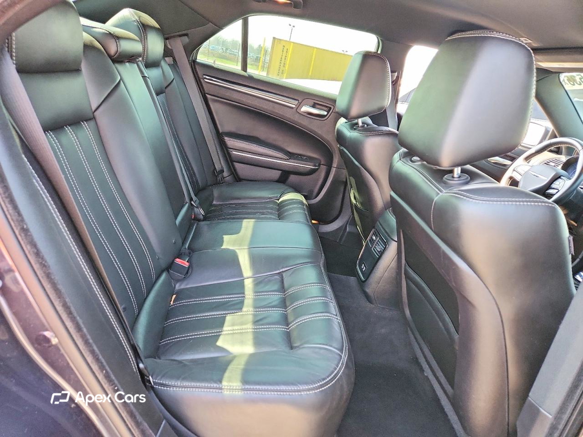 Chrysler 300 2018