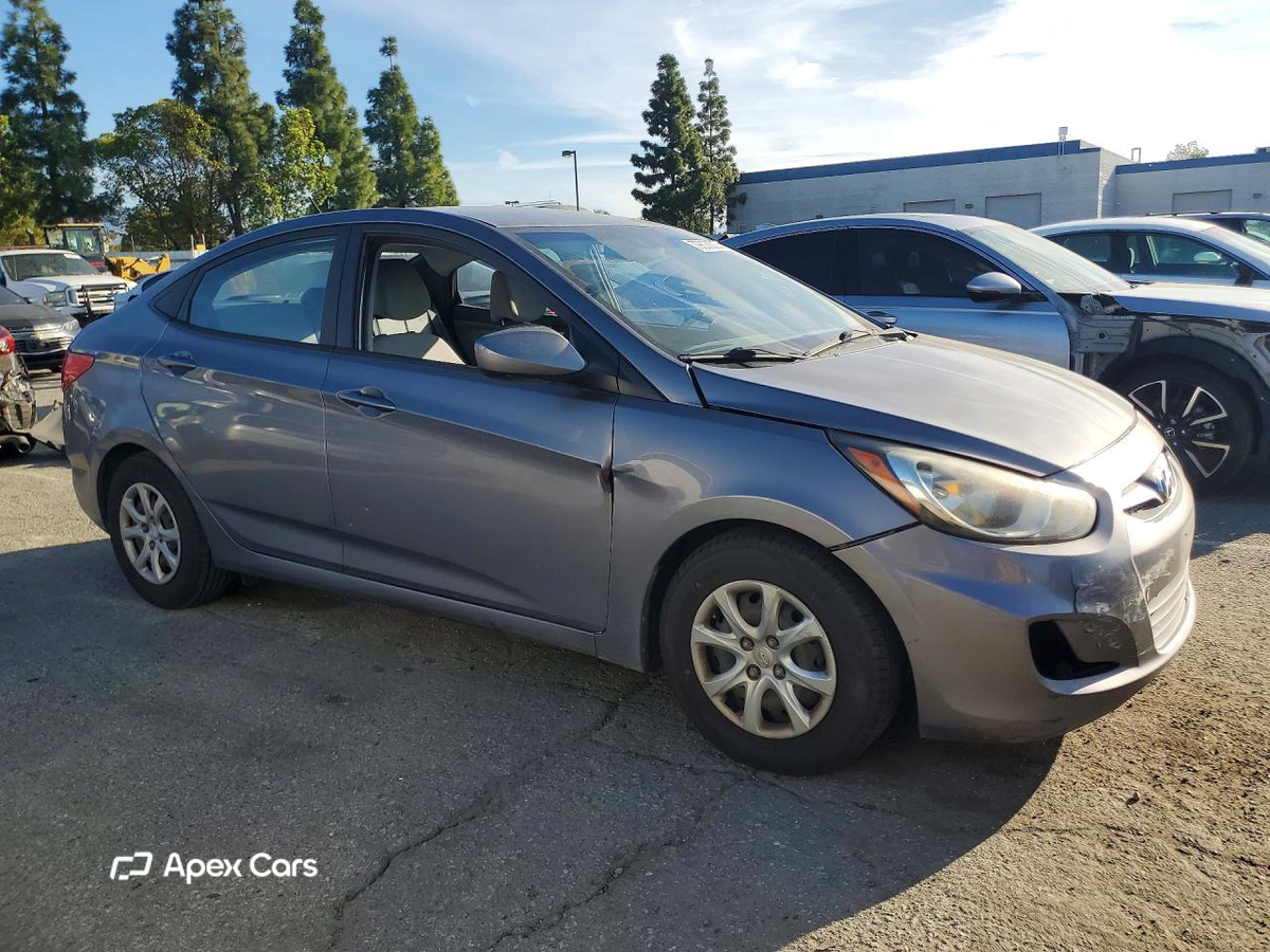 Hyundai Accent 2014