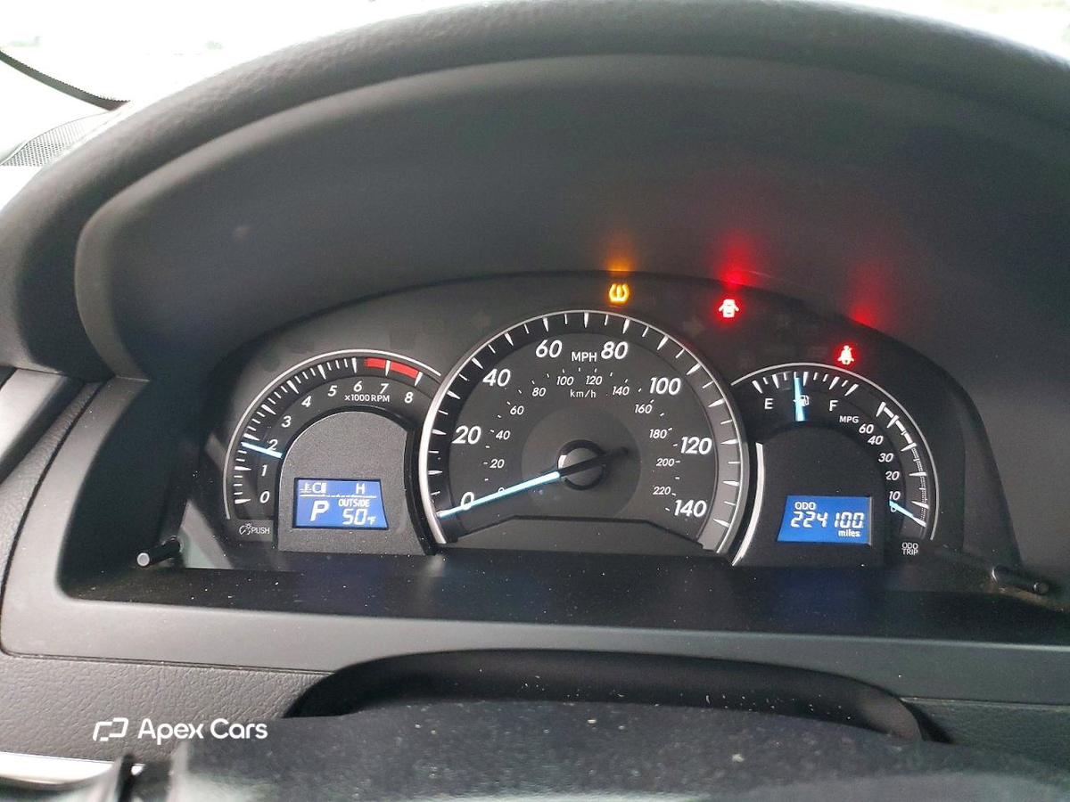 Toyota Camry 2012