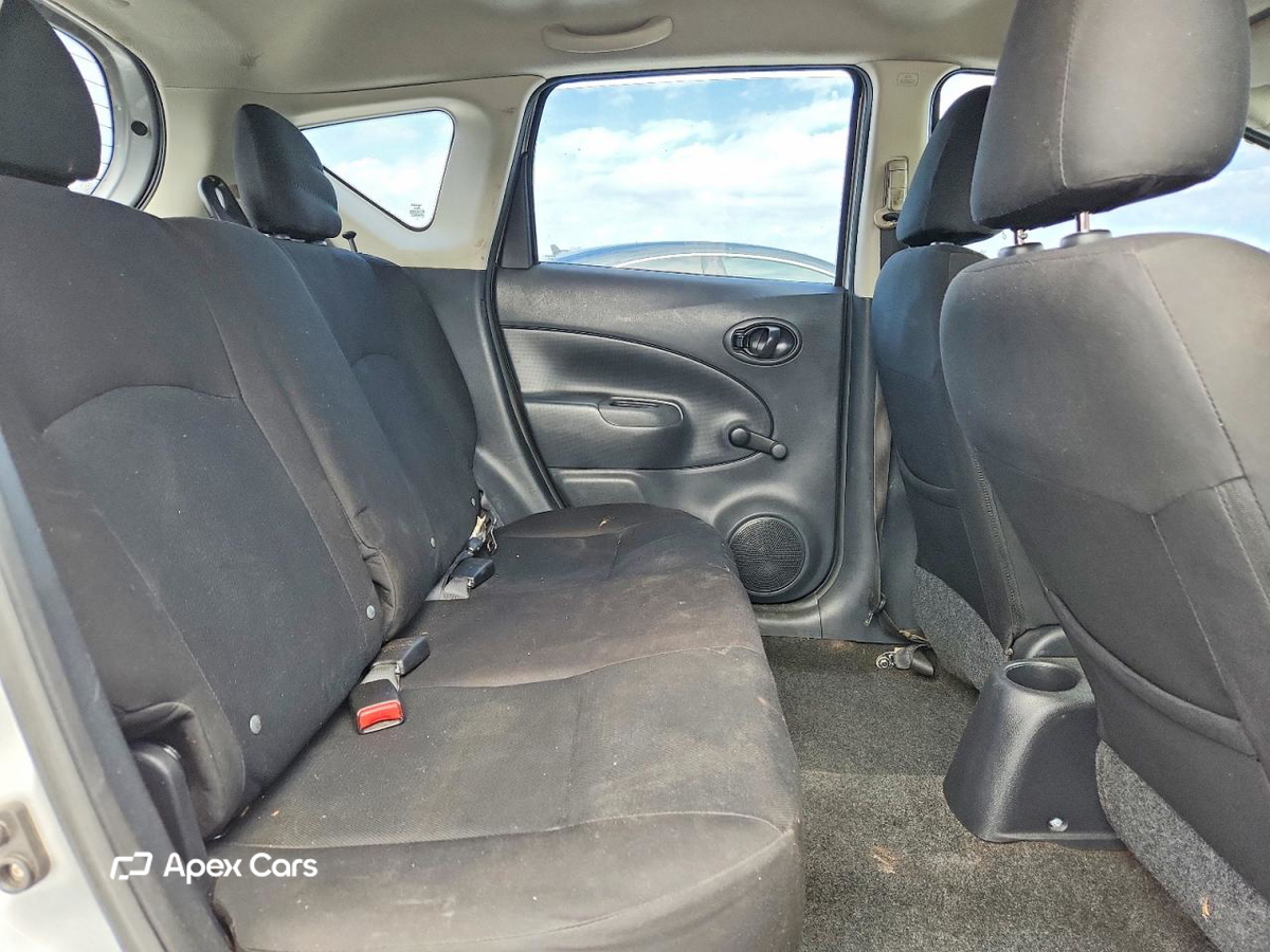 Nissan Versa 2014