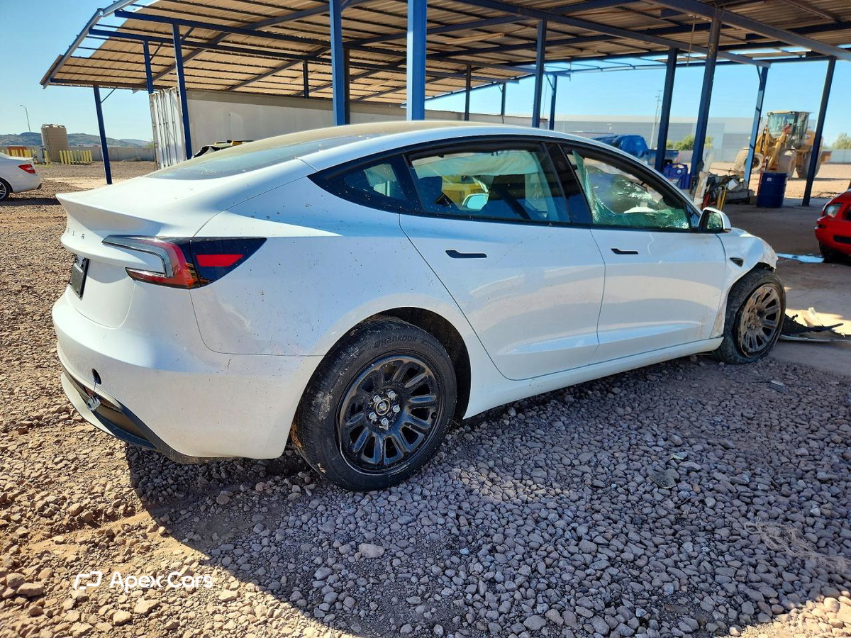 Tesla Model 3 2025