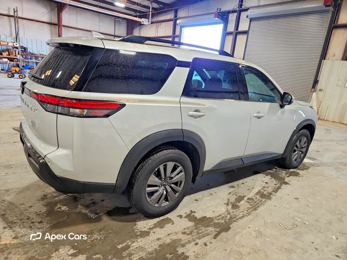 Nissan Pathfinder 2025