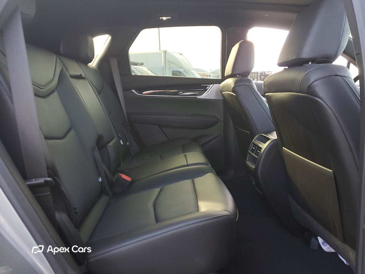 Cadillac XT5 2025