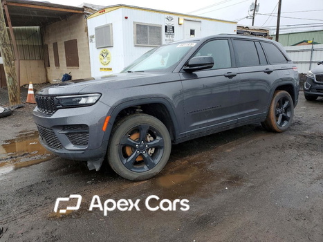 Jeep Cherokee 2023 - Image 1 of 13