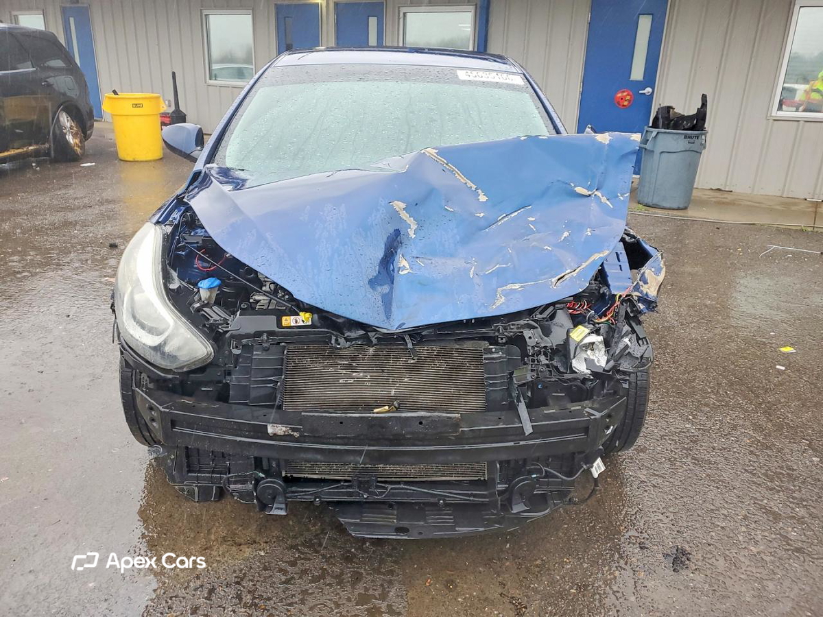 Hyundai Elantra 2015