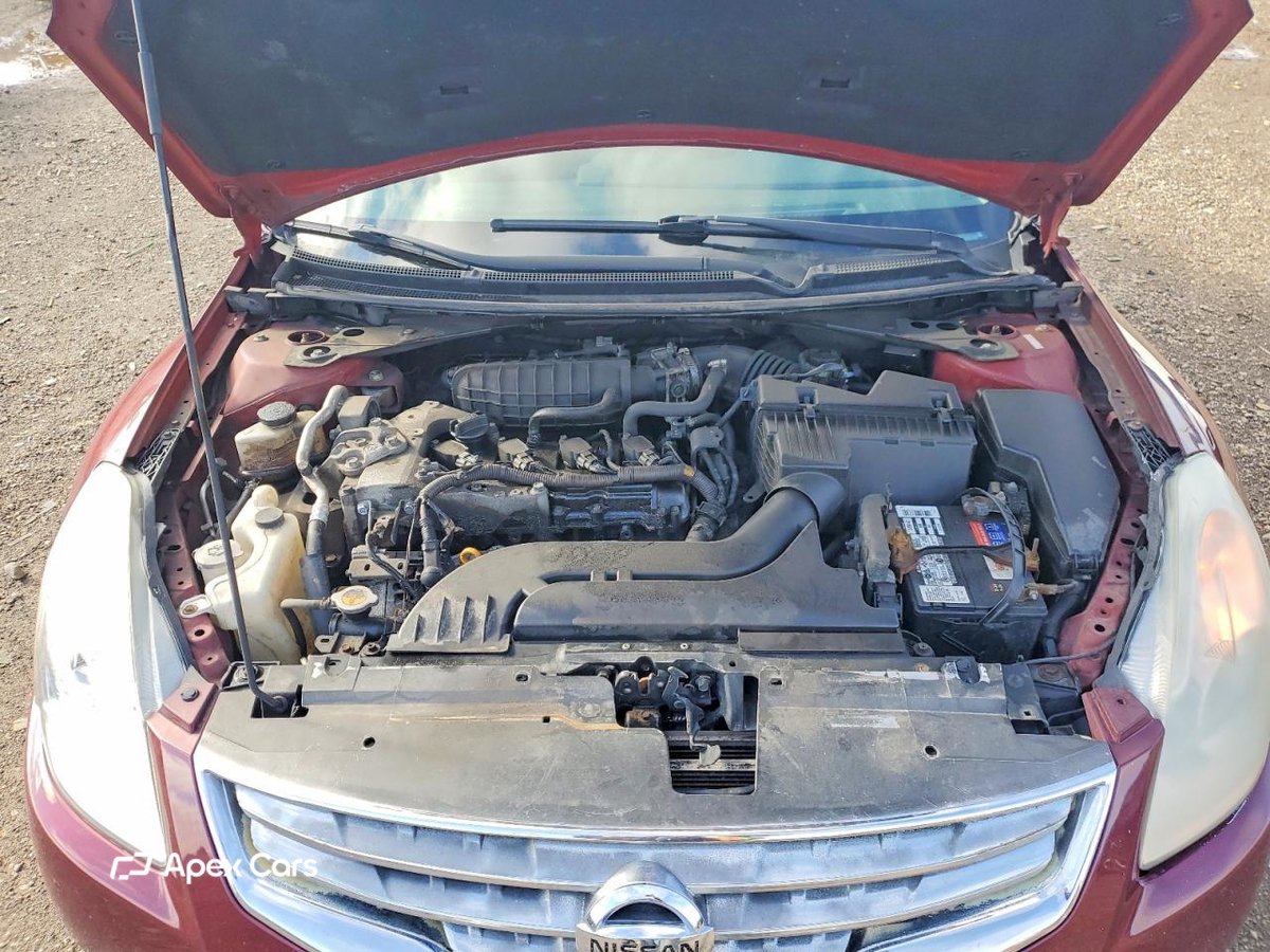 Nissan Altima 2012