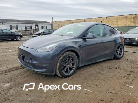 Tesla Model Y 2024 - Image 1 of 14