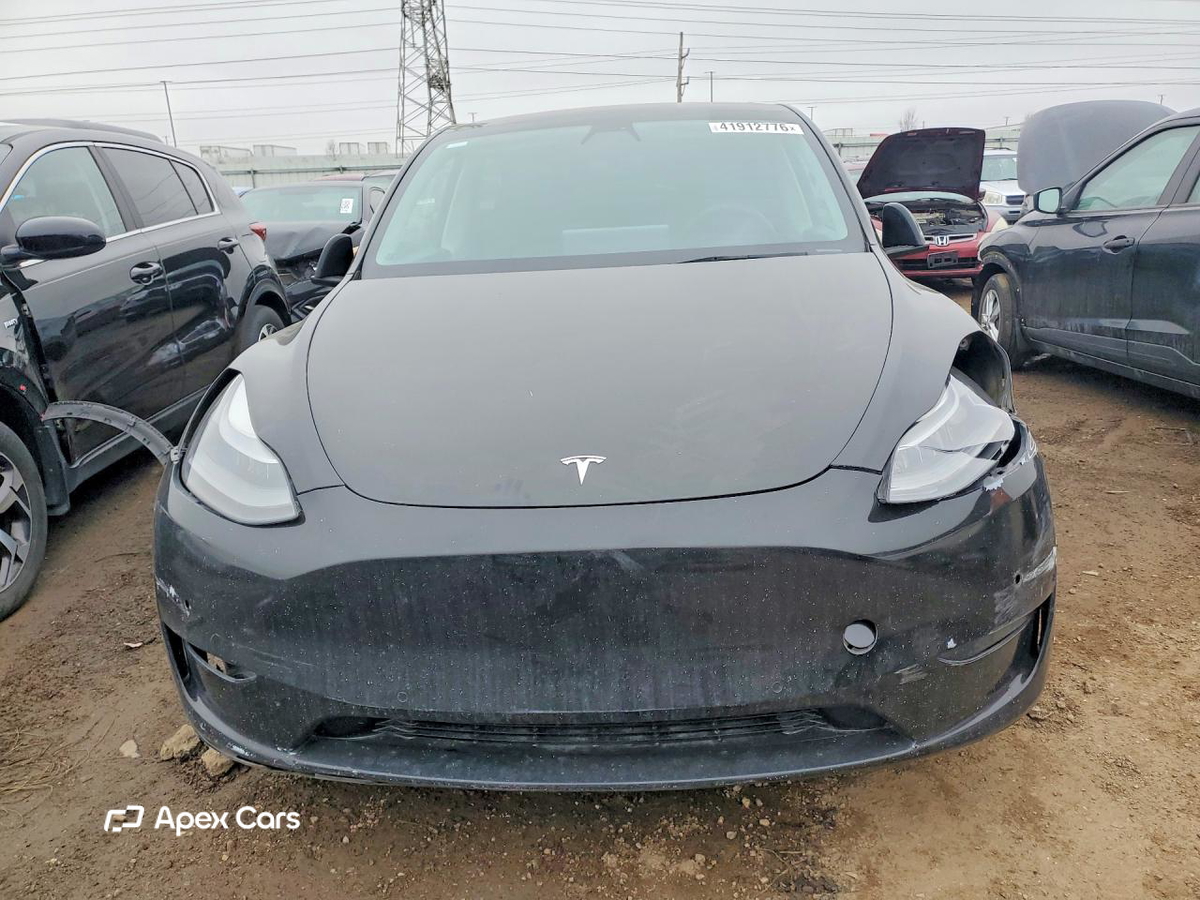 Tesla Model Y 2021