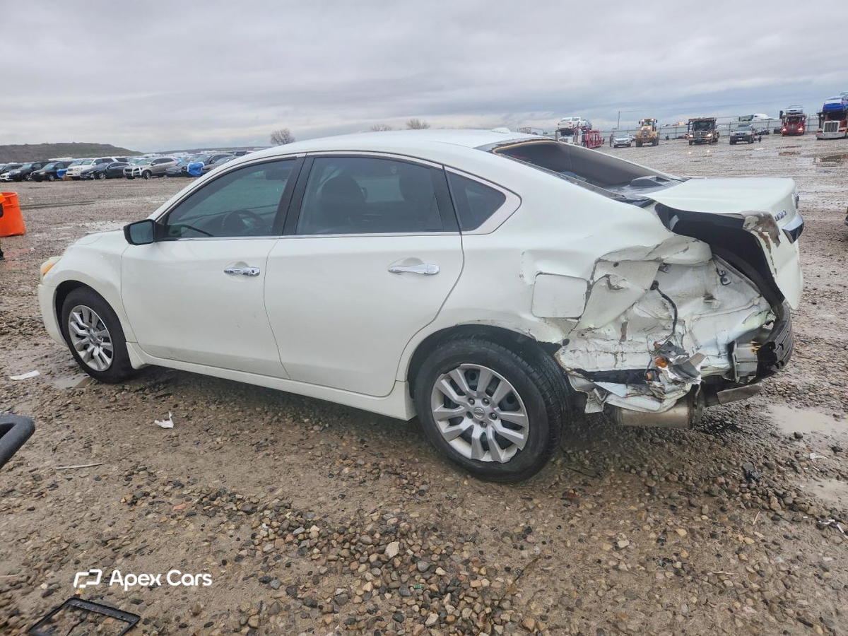 Nissan Altima 2015