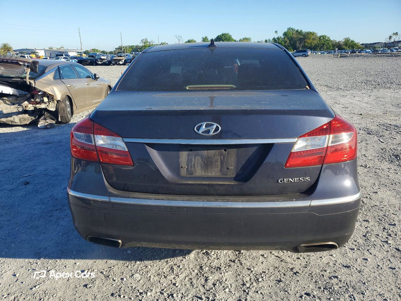 Hyundai Genesis 2012