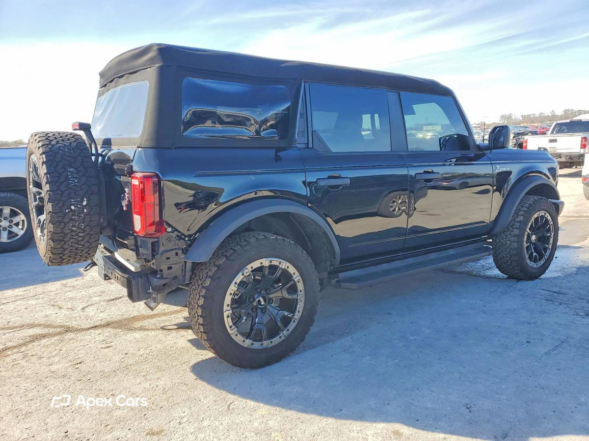 Ford Bronco 2024