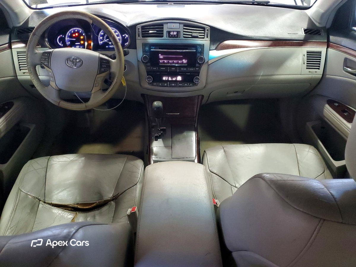 Toyota Avalon 2012