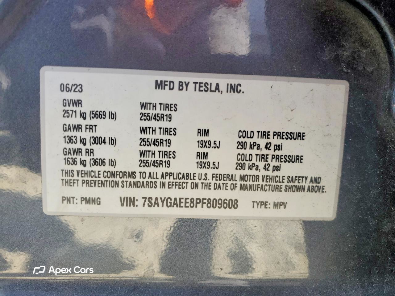Tesla Model Y 2023