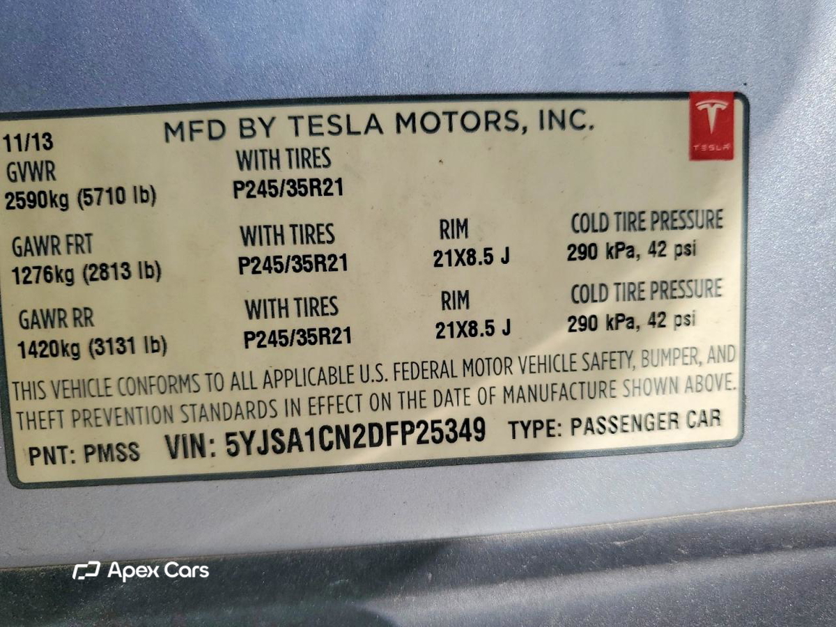 Tesla Model S 2013