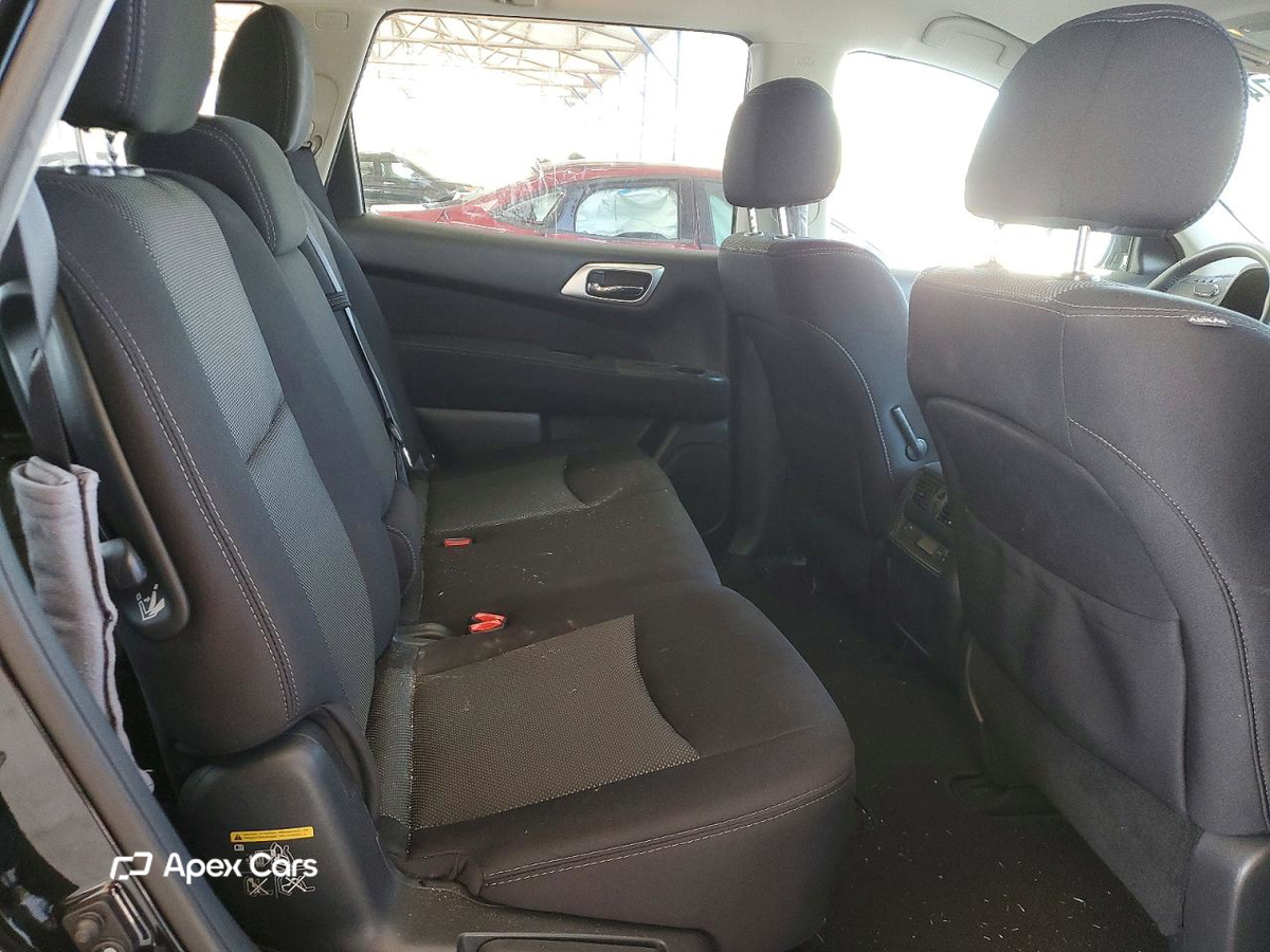 Nissan Pathfinder 2017