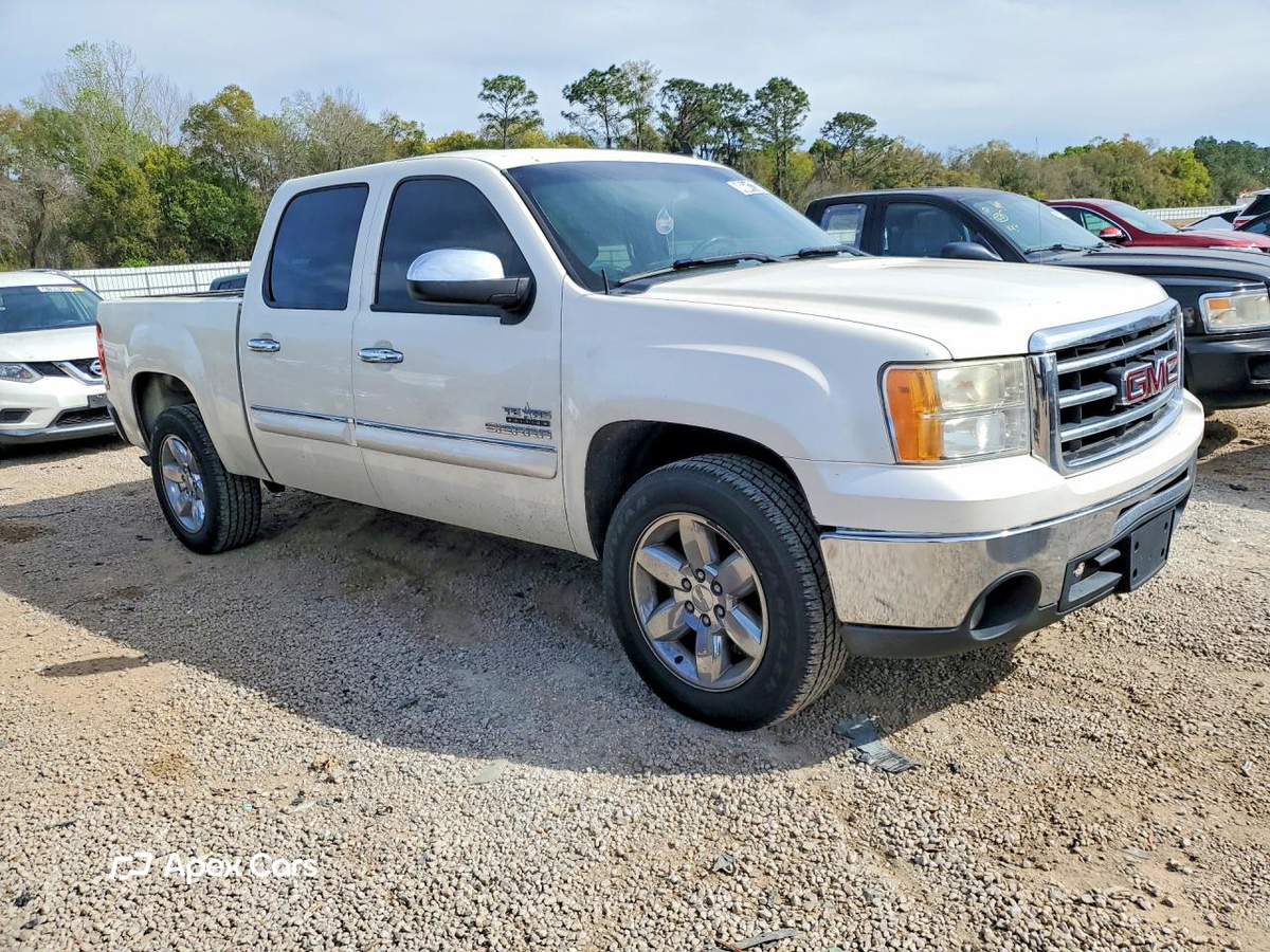 GMC Sierra 2013