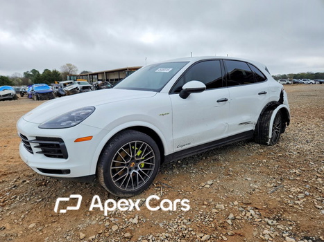 Porsche Cayenne 2021 - Image 1 of 14