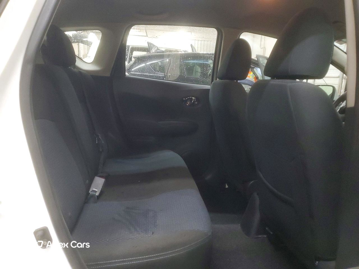 Nissan Versa 2016