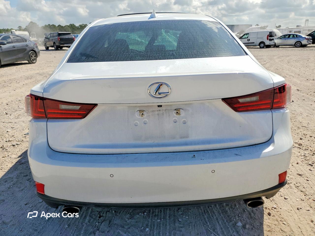 Lexus IS 2014