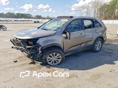 Kia Sorento 2015 - Image 1 of 14
