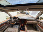 Lexus LX 2001