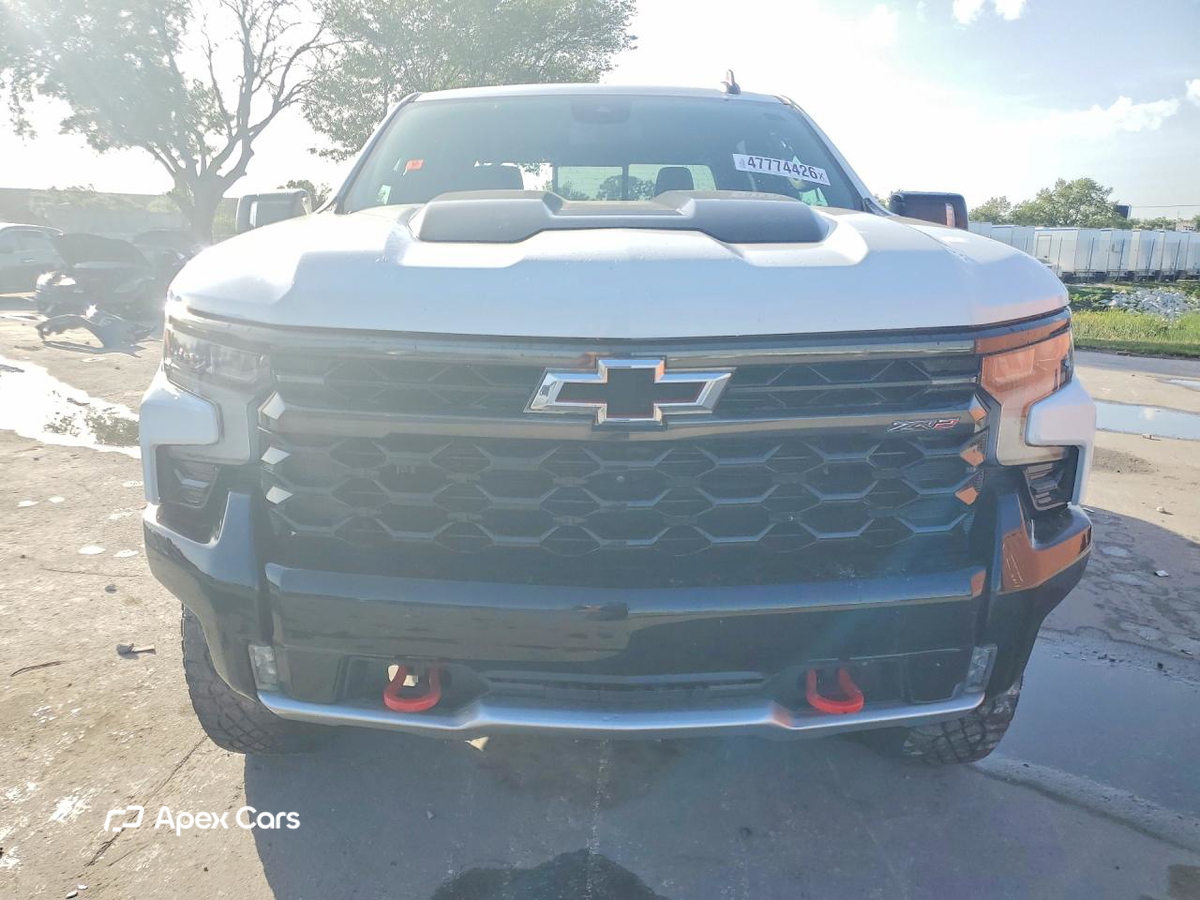 Chevrolet Silverado 2023