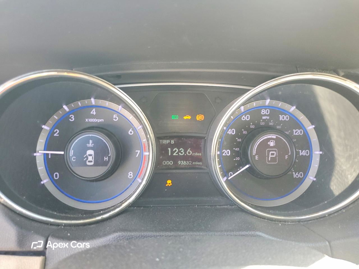 Hyundai Sonata 2012