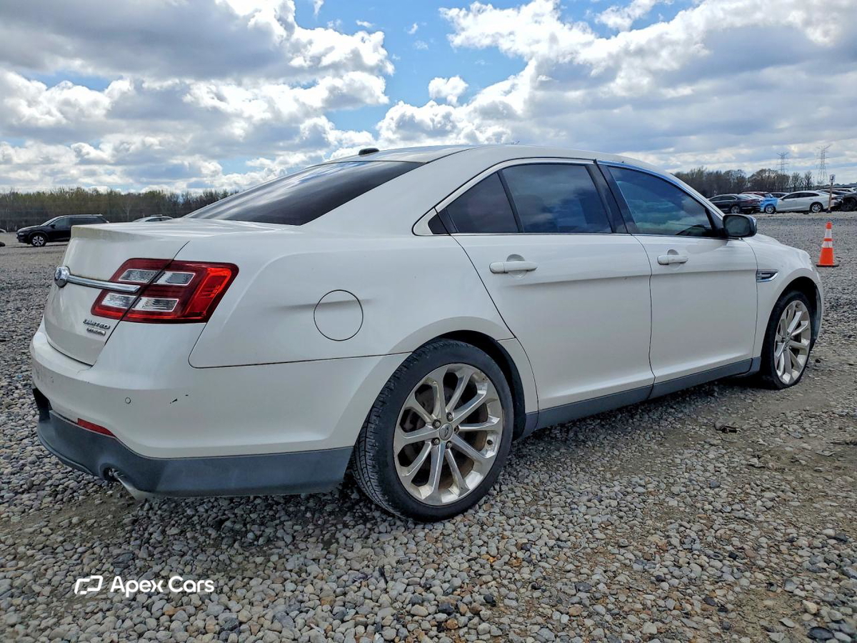 Ford Taurus 2013