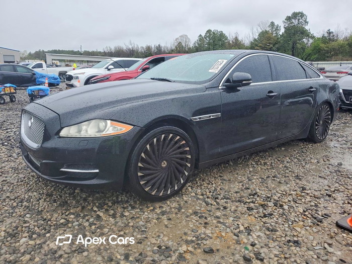 2013 Jaguar XJ - Image 1 of 5
