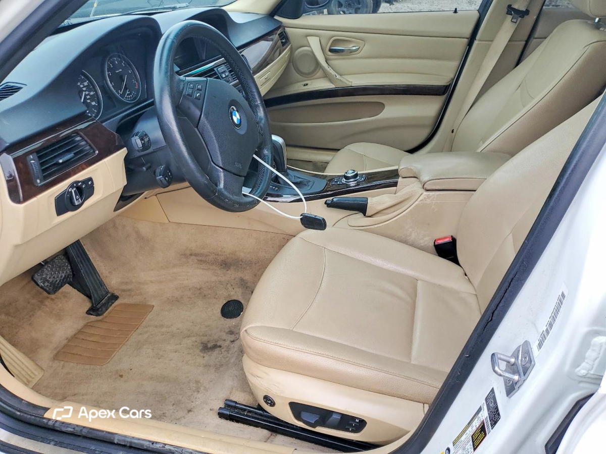 BMW Series 3 2011