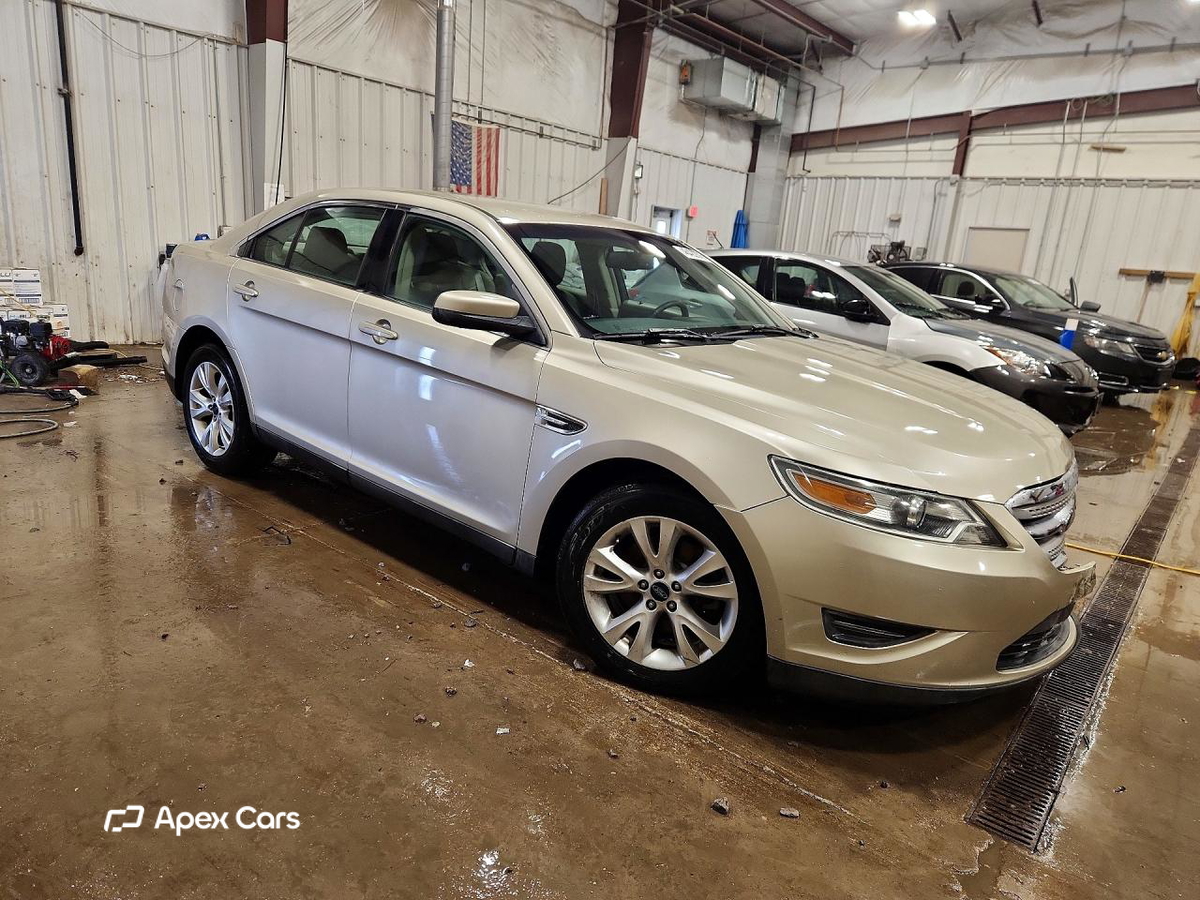 Ford Taurus 2010