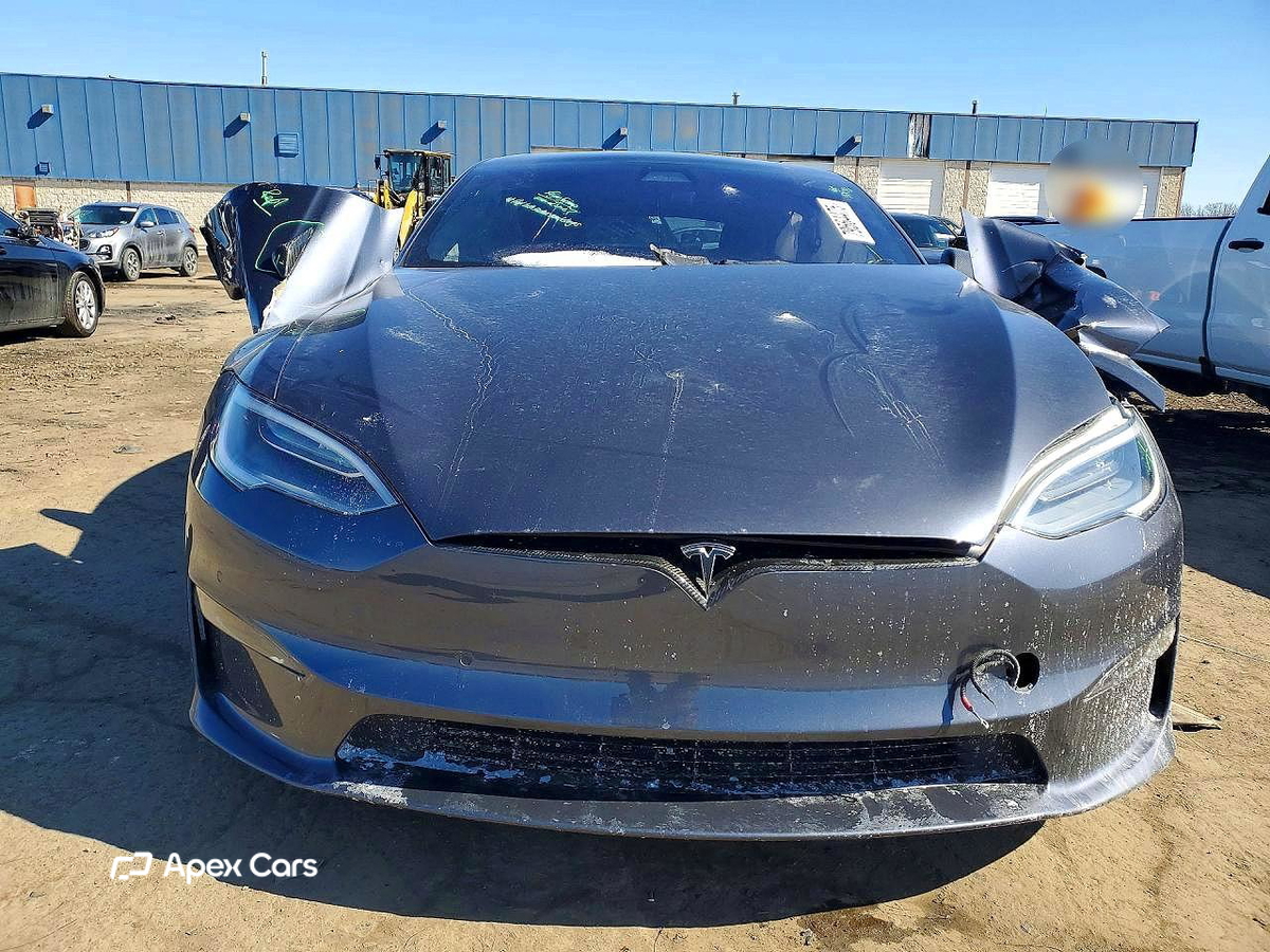 Tesla Model S 2021