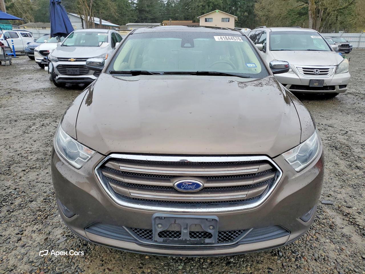 Ford Taurus 2015