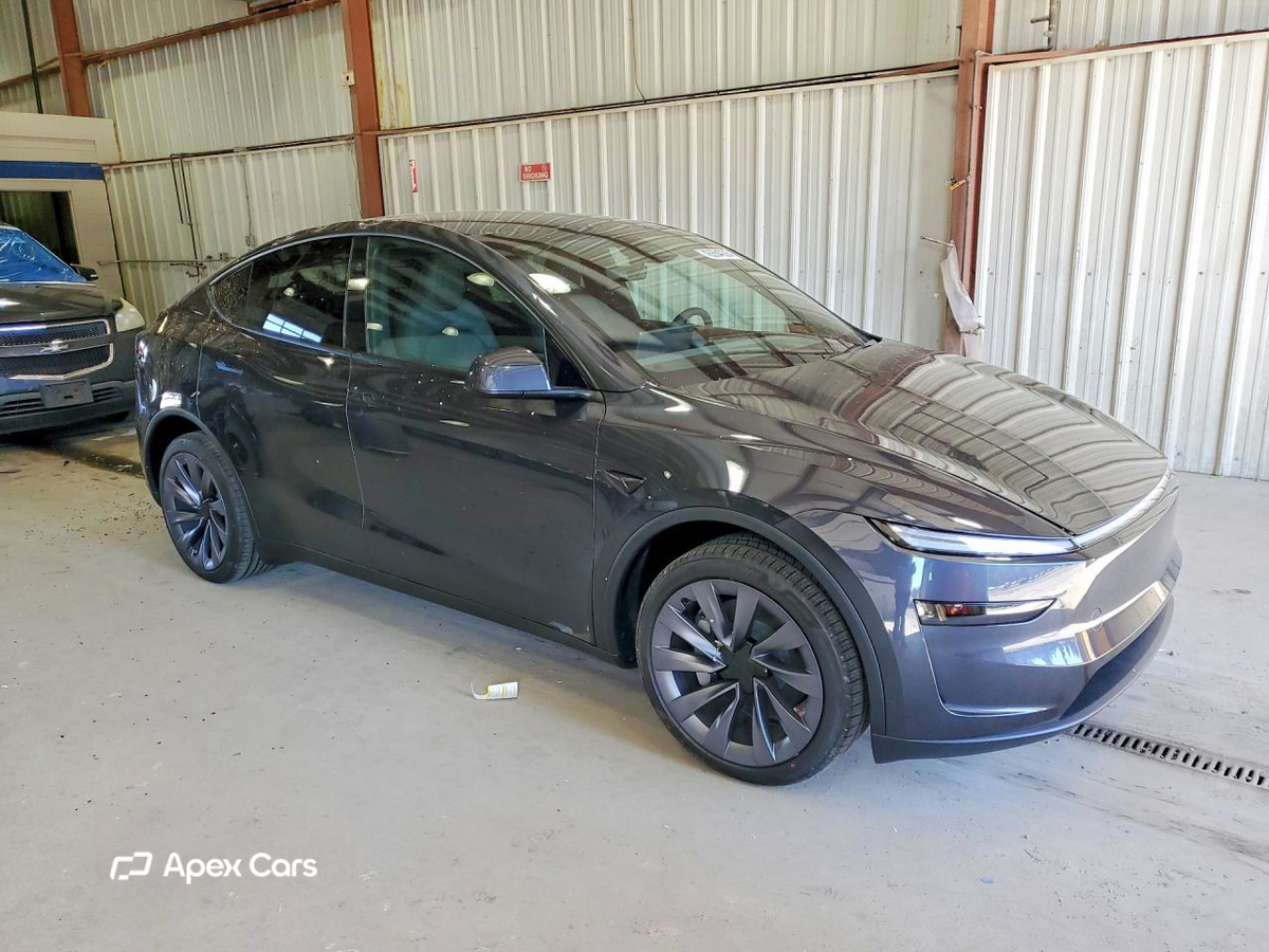 Tesla Model Y 2026