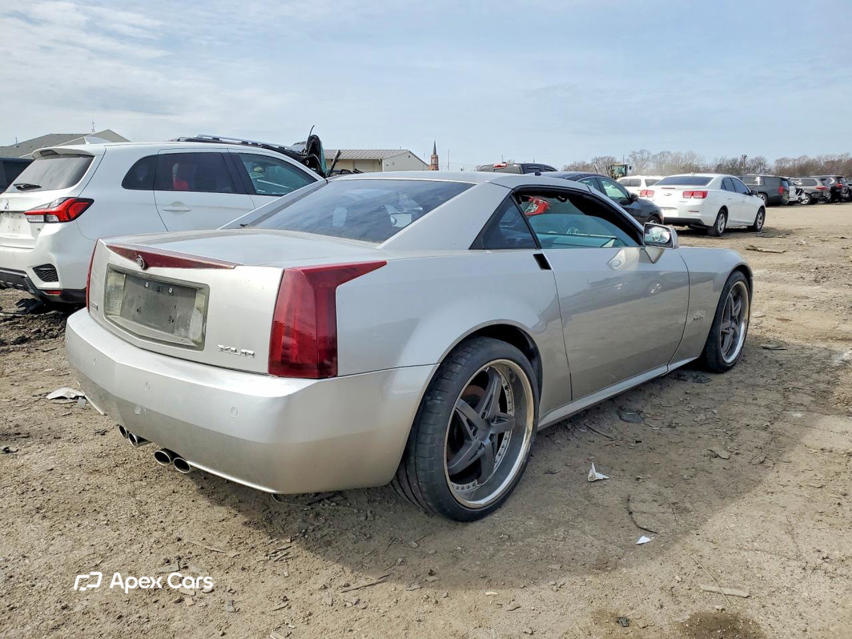 Cadillac XLR 2004