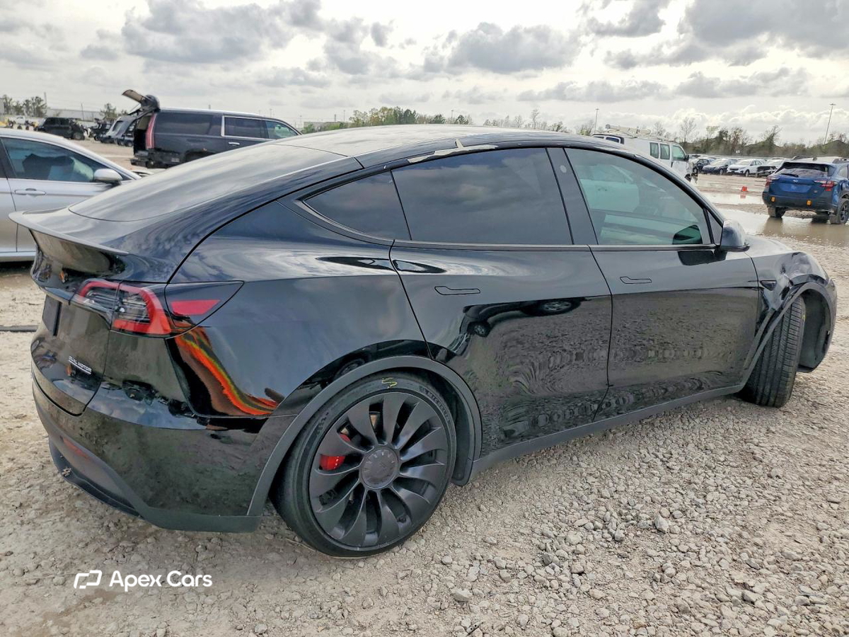 Tesla Model Y 2022