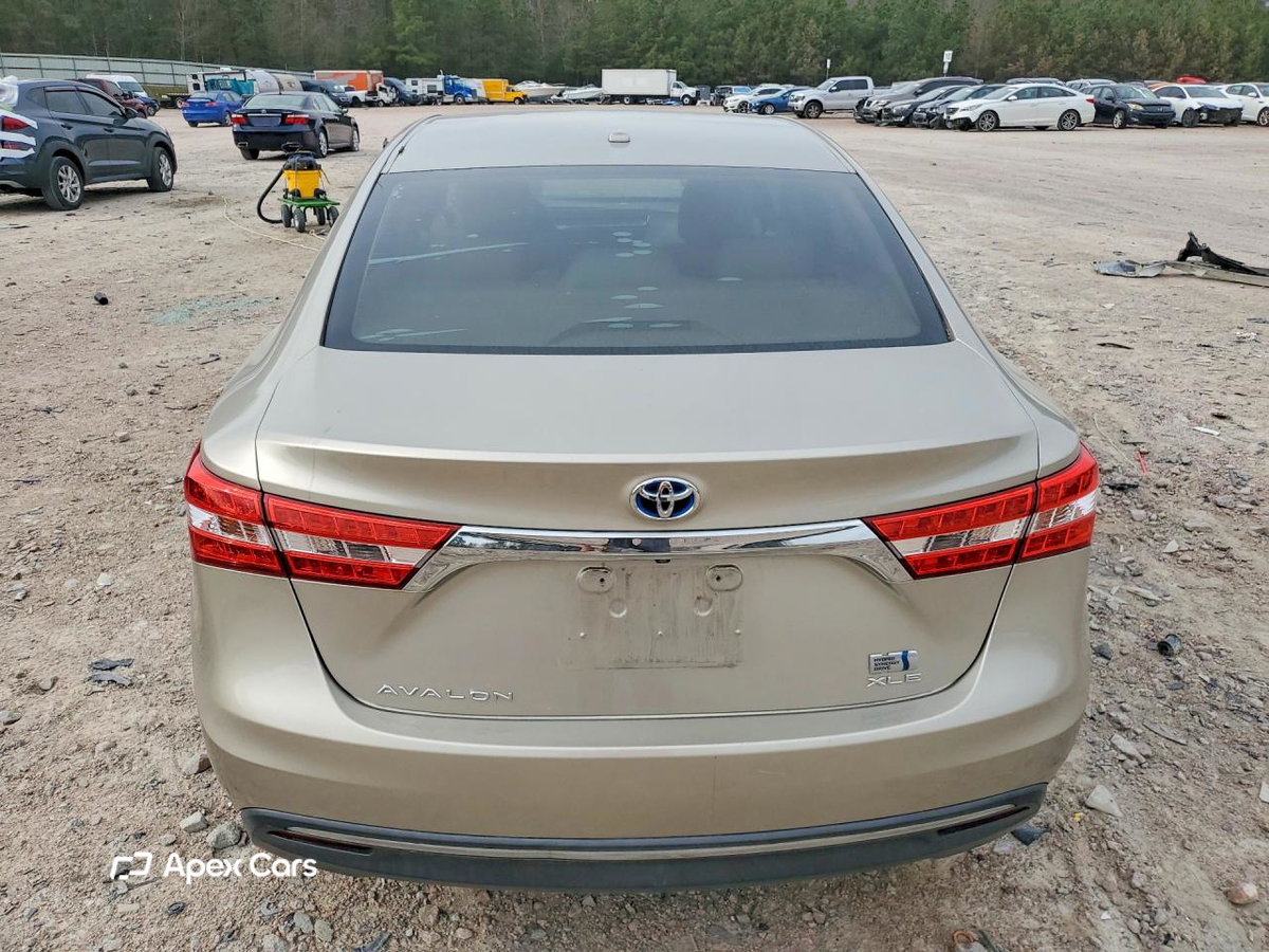 Toyota Avalon 2014
