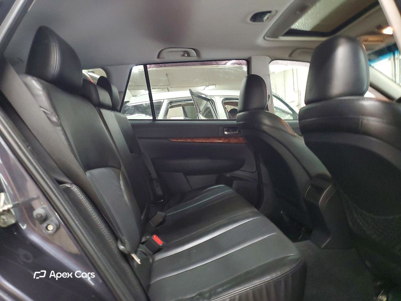 Subaru Outback 2011