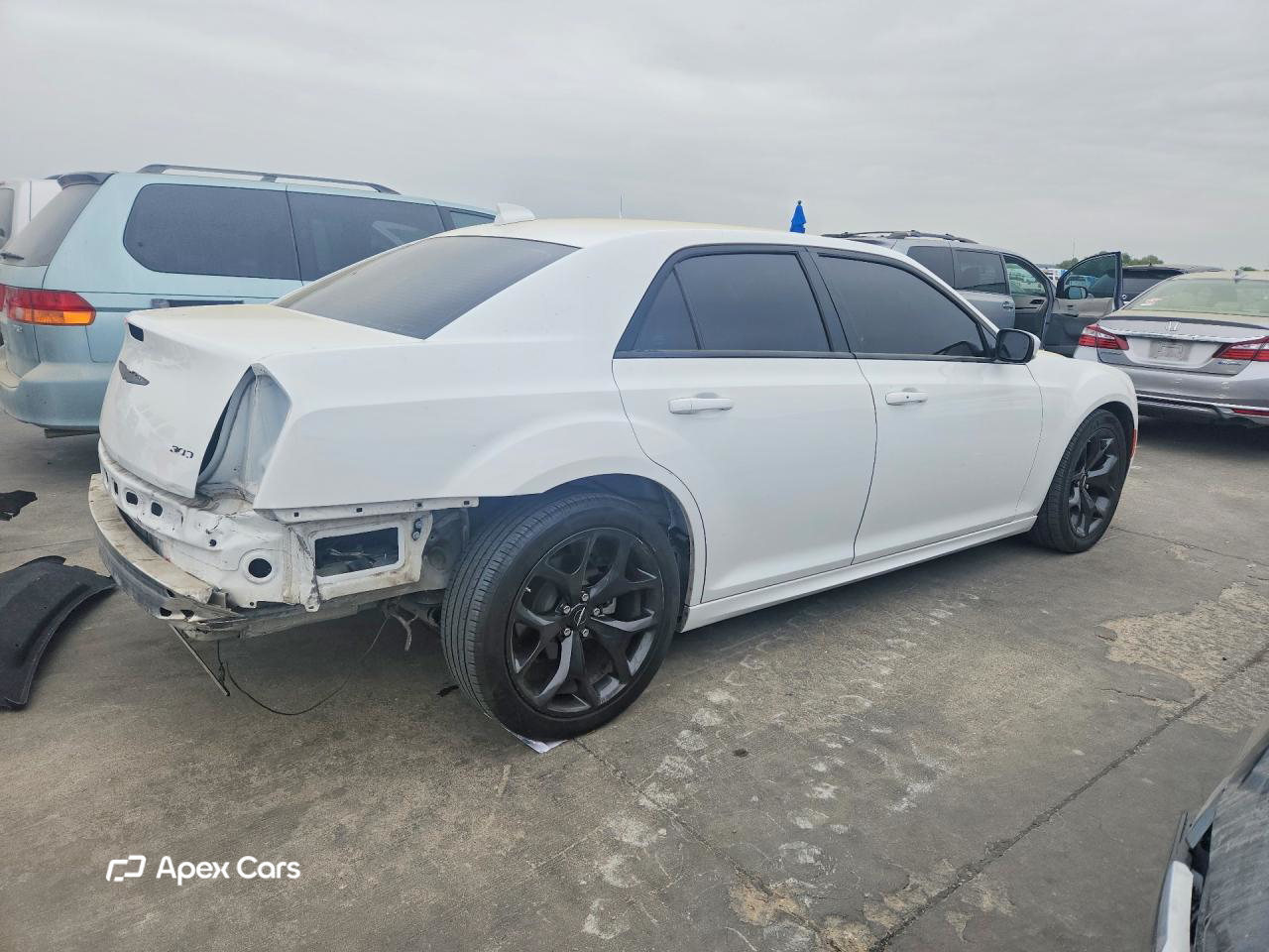 Chrysler 300 2022