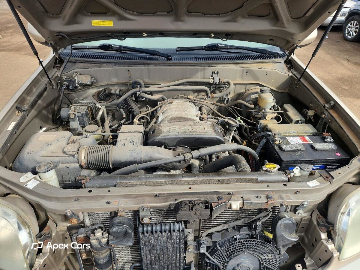 Toyota Sequoia 2004