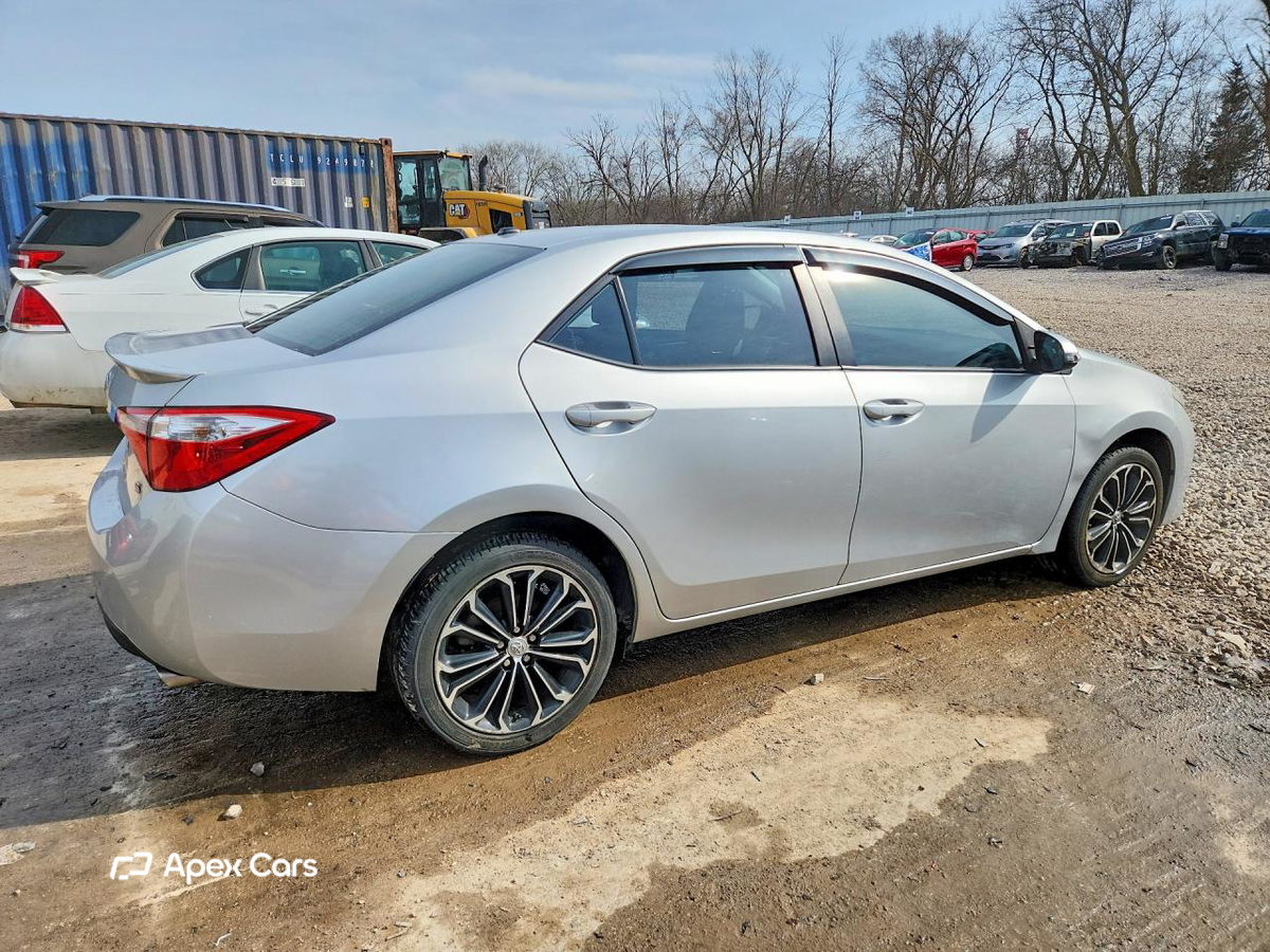 Toyota Corolla 2015