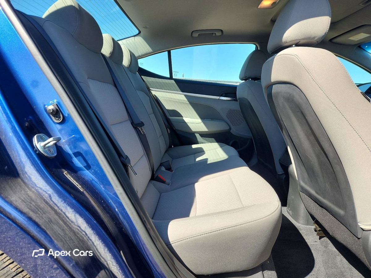 Hyundai Elantra 2019