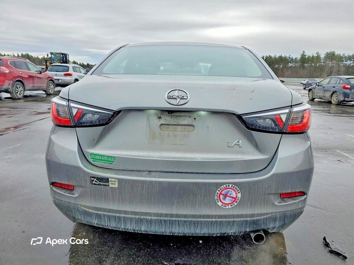 Scion iA 2016