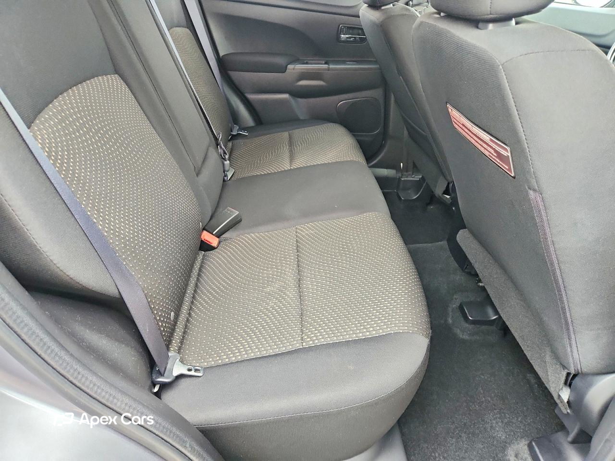 Mitsubishi Outlander 2016