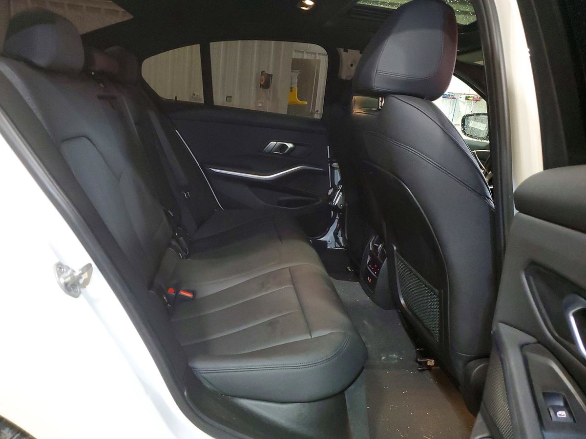 BMW Series 3 2021